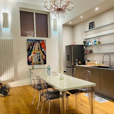 Loft - Parking Gratuit